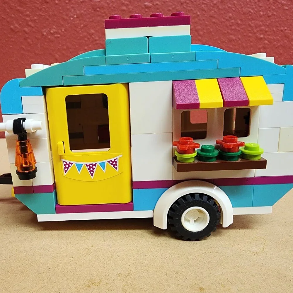 LEGO FRIENDS: Summer Caravan (41034) with Instructions and mini characters